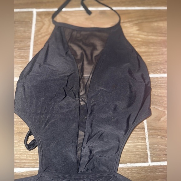 - CUPSHE Mesh Side Cutout Ruched Drawstring Monokini Swimsuit size Medium - Picture 8 of 15